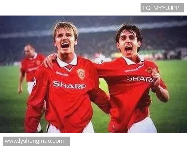 传奇足球之星贝克汉姆的辉煌生涯与影响力解析