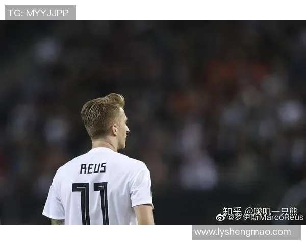 足球迷因球星意外受伤该如何应对及法律救济途径解析 足球迷因球星意外受伤该如何应对及法律救济途径解析