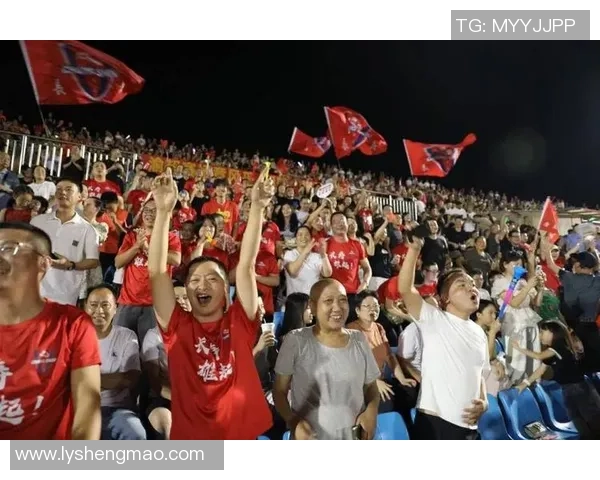 昔日绿茵巨星今日告别赛场再掀球迷回忆热潮