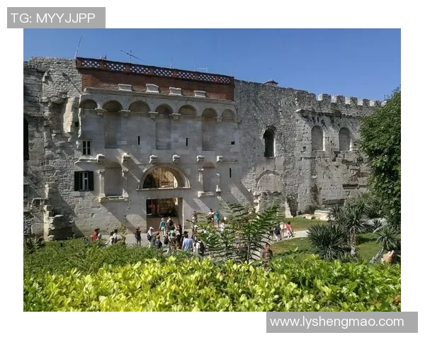 巴尔干足球天才崛起：从塞尔维亚到克罗地亚的传奇球星之路